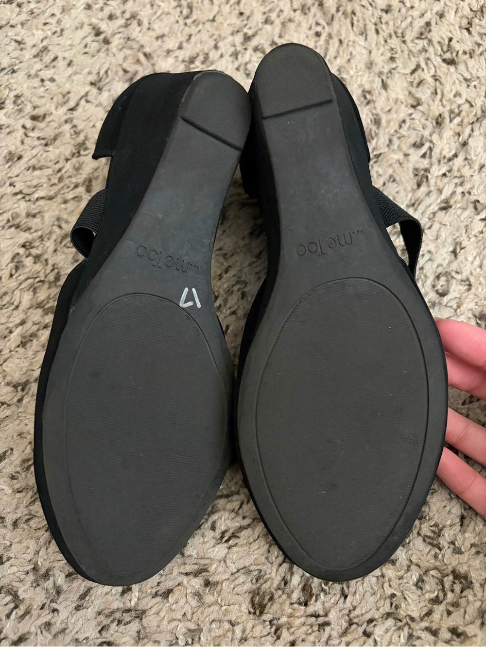 me too Black Wedge Heels - Picture 4 of 5
